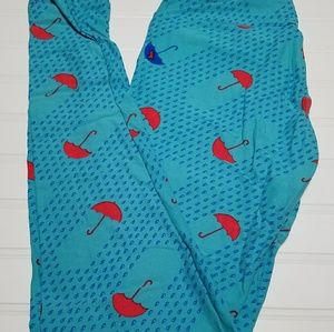 LuLaRoe One Size Rain & Umbrella leggings